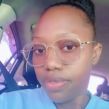 Babysitter in Spanish Town: Kizzy