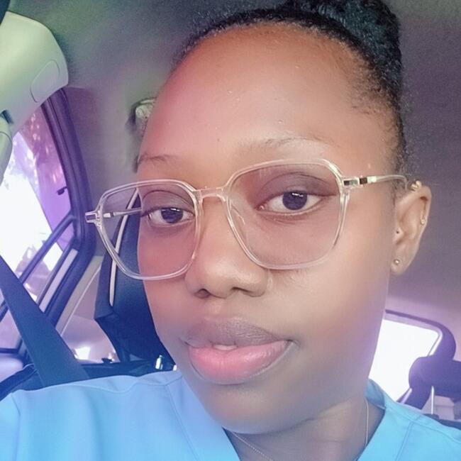 Babysitter in Spanish Town: Kizzy