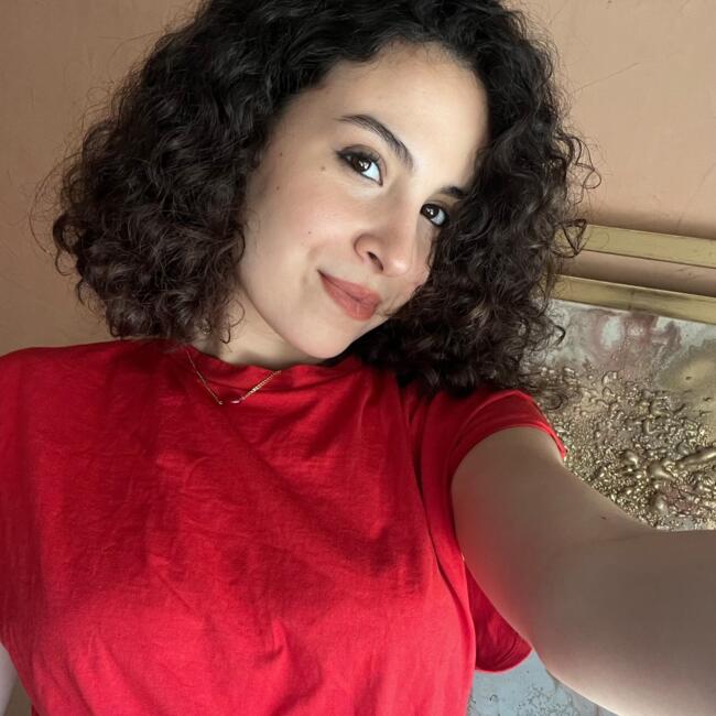 جليسة أطفال في فاس: Hajar