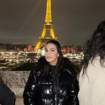 Babysitter in Clichy: Amina