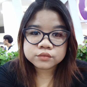 Babysitter di Tangerang Selatan: Neni