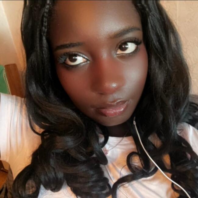 Babysitter in Lanester: Maryam