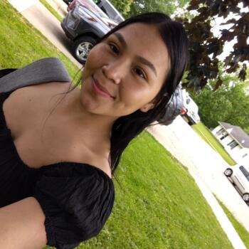 Babysitter in Garden City (Michigan): Yoleny