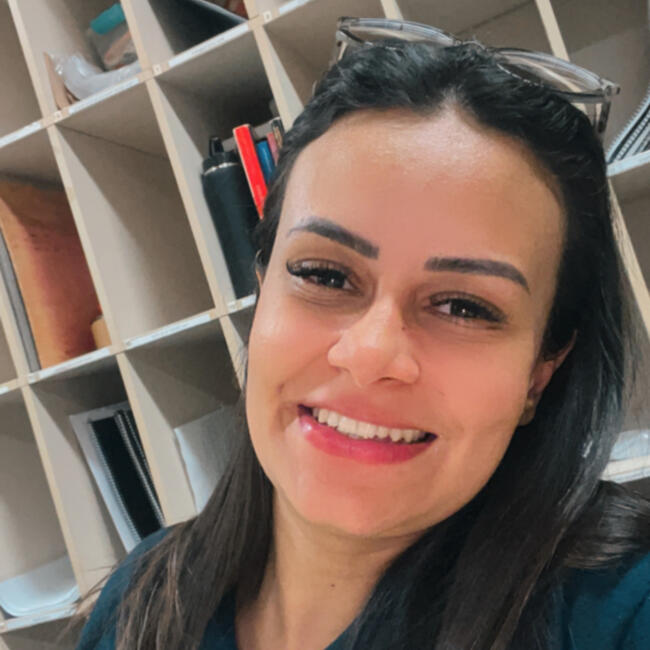 Babysitter in Americana: Isabella