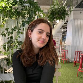 Babysitter in Amsterdam: Aya van Hameren