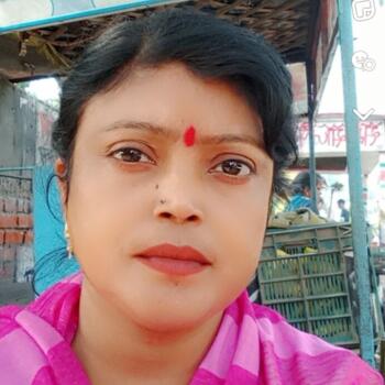 Babysitter in Kanpur: Suman
