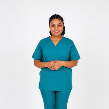 Nanny Riyadh: Lilian
