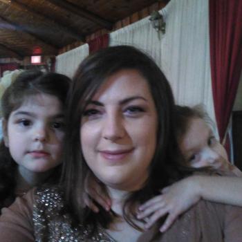 Babysitting job Hamilton Corner: babysitting job Stephanie
