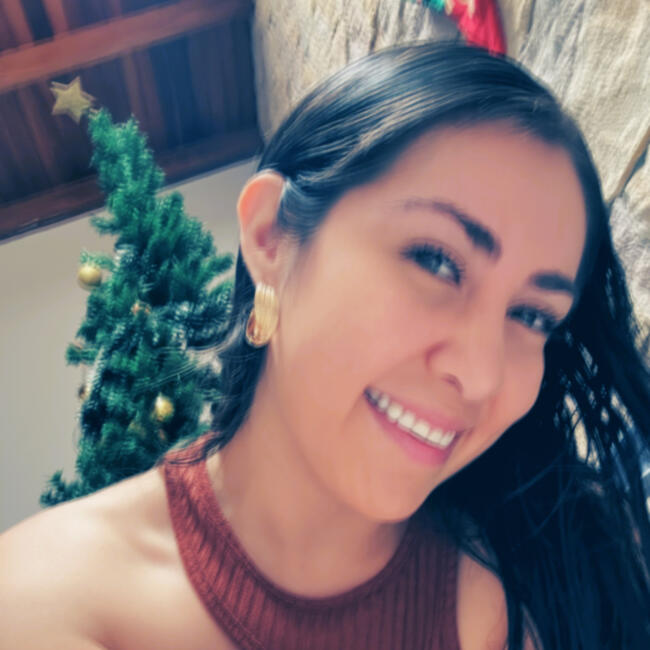 Trabajo para niñera en Heredia: Tatiana