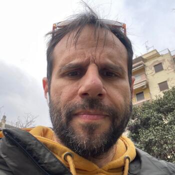 Babysitting job in Athens: babysitting job Dimitris