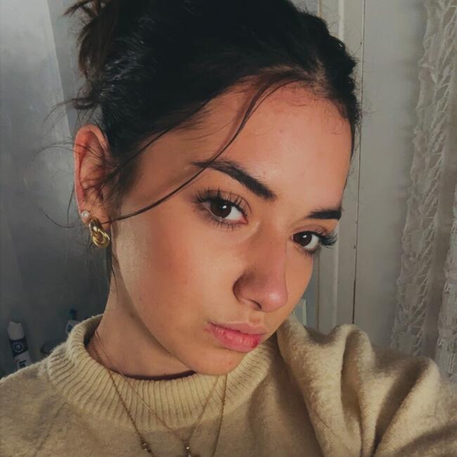 Babysitter in Talence: Sarah