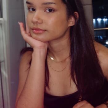 Babysitter in Ermesinde: Laura