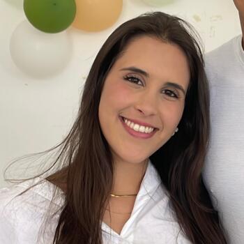 Babysitter Fazendas de Almeirim: Mariana