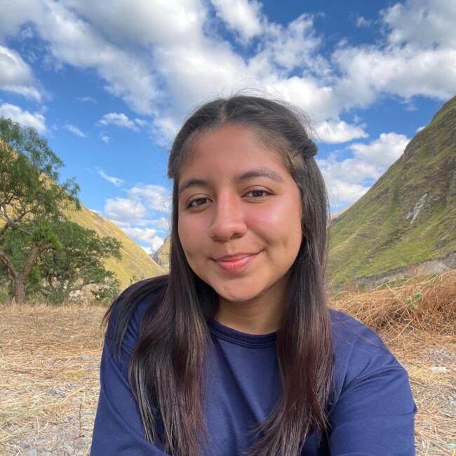 Niñera en Eloy Alfaro: Justine