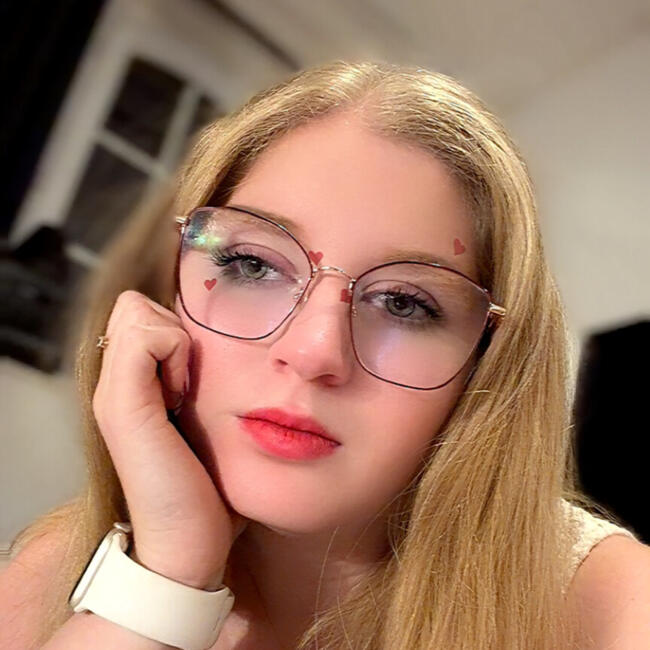 Babysitter in Siarrouy: Tatiana