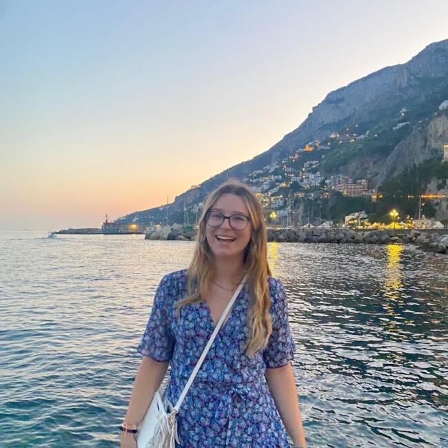 Babysitter in Dublin: Léa