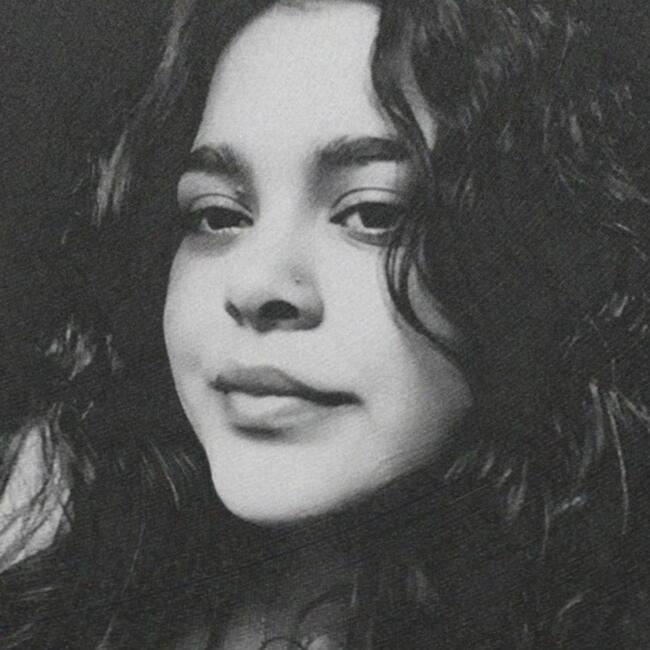 Babysitter in Macapá: Paula