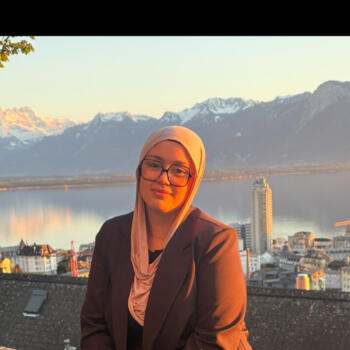 Babysitter Oyonnax: Ibtissam