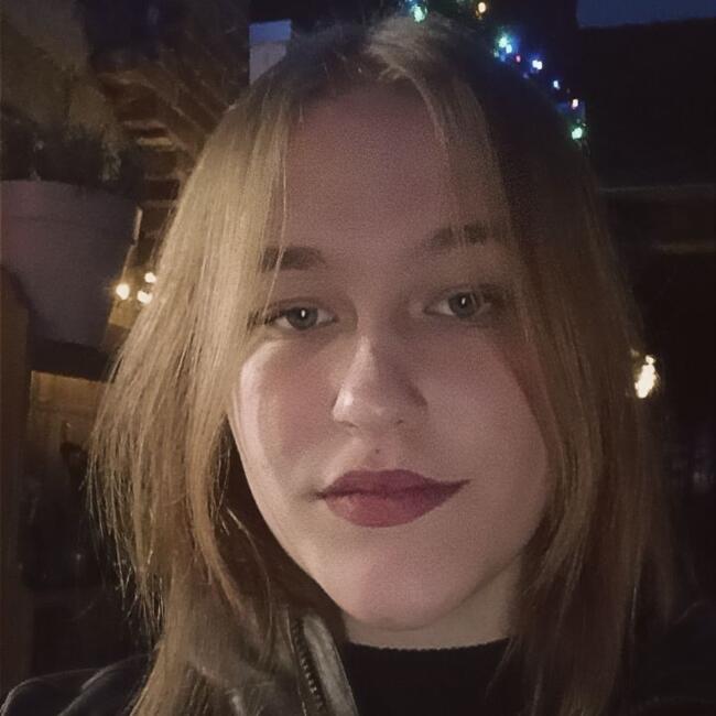 Babysitter in Maasmechelen: Myrthe