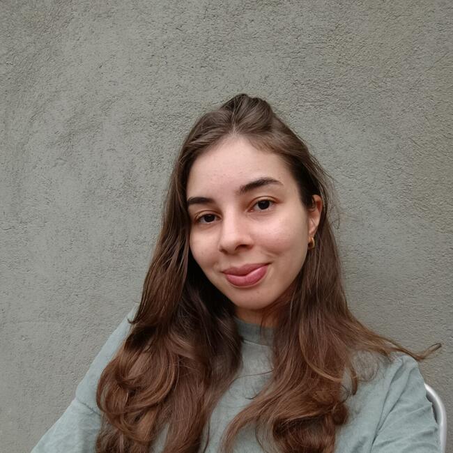 Babá em Araquari: Emily