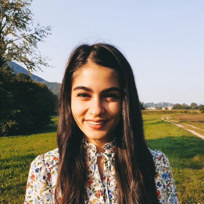 Babysitter in Cuvio: Francesca