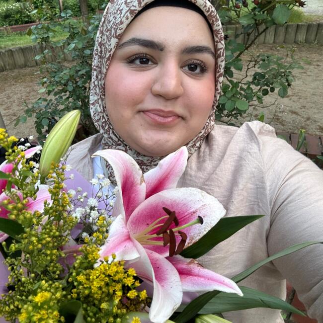 Babysitter in Berlin: Kübra