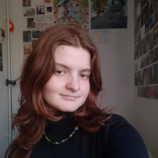 Babysitter in Grenoble: Emeline