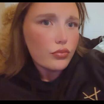 Babysitter Pontefract: Libby