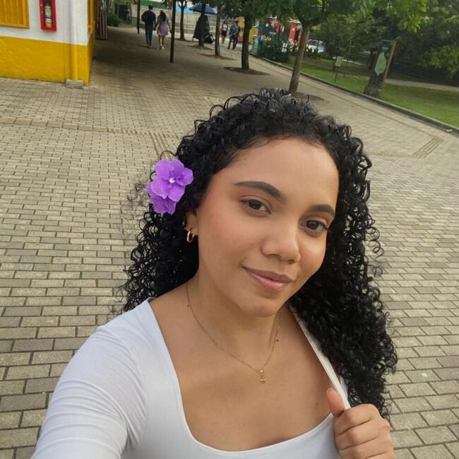 Lastenhoitaja Medellín: Wendy