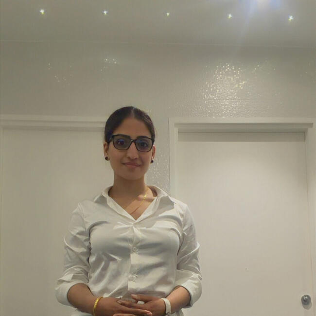 Babysitter in London: Ramandeep