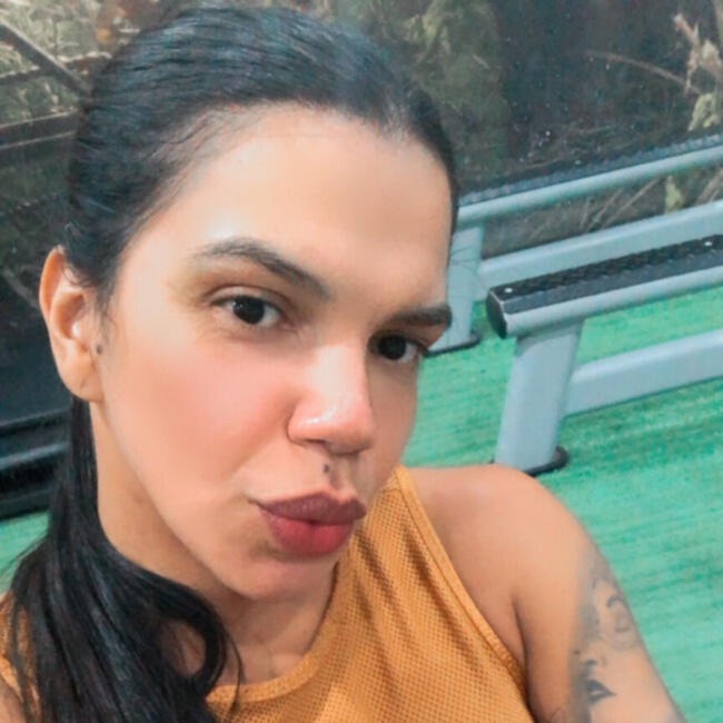 Babysitting job in Magé: Cintia candreva