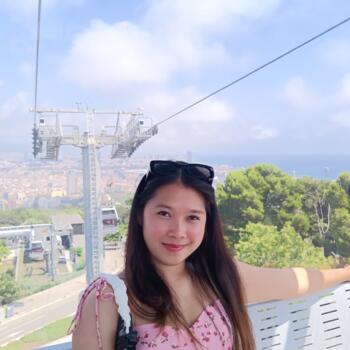 Babysitter Madrid: Glory