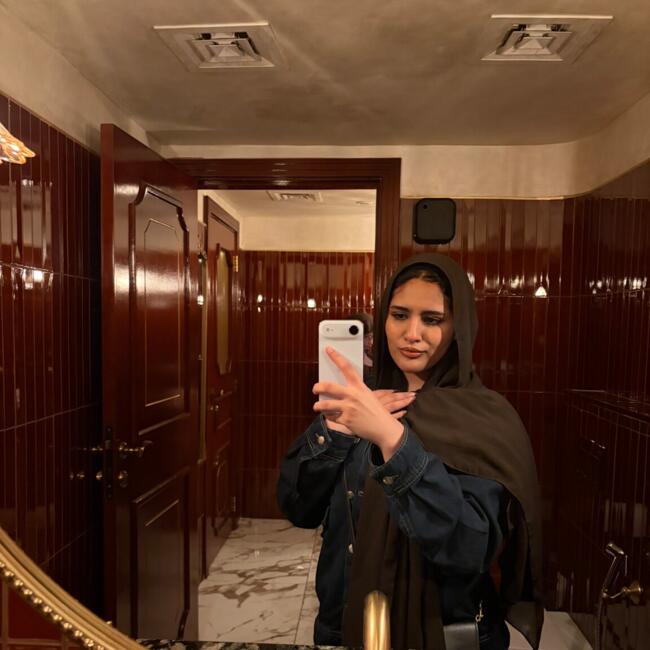 Babysitter in Hamad Town: Zainab