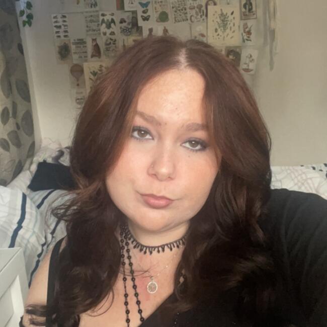 Babysitter in Whangaparaoa: Emily