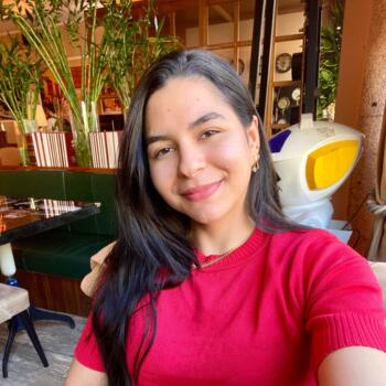 Babysitter em Vila Nova de Gaia: Lorrayne