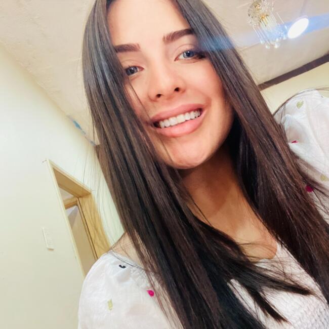 Babysitter in Madrid: Lucía