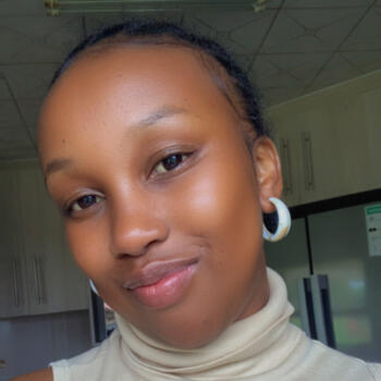 Nanny in Luxembourg: Philile