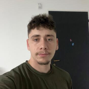 Babysitter in Modiin: מתן