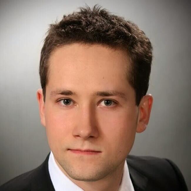 Praca dla opiekunki do dziecka w Kąty Wrocławskie: Piotr