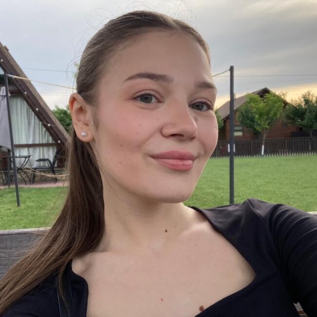 Bonă în Cluj-Napoca: Adriana