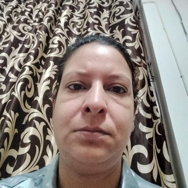 गुरुग्राम में बेबीसिटिंग की नौकरी: Neha