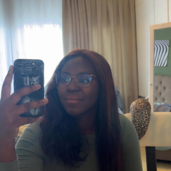 Babysitter in Dendermonde: Suzeth