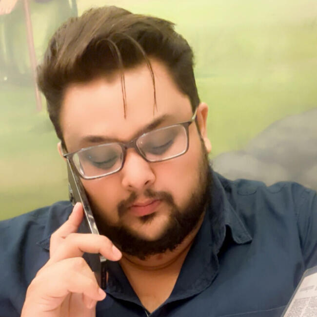 पुणे में बेबीसिटिंग की नौकरी: Zarin