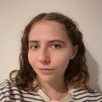 Babysitter in Ixelles-Elsene: Justine