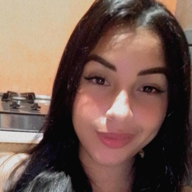 Babá em Almirante Tamandaré: Jamilly