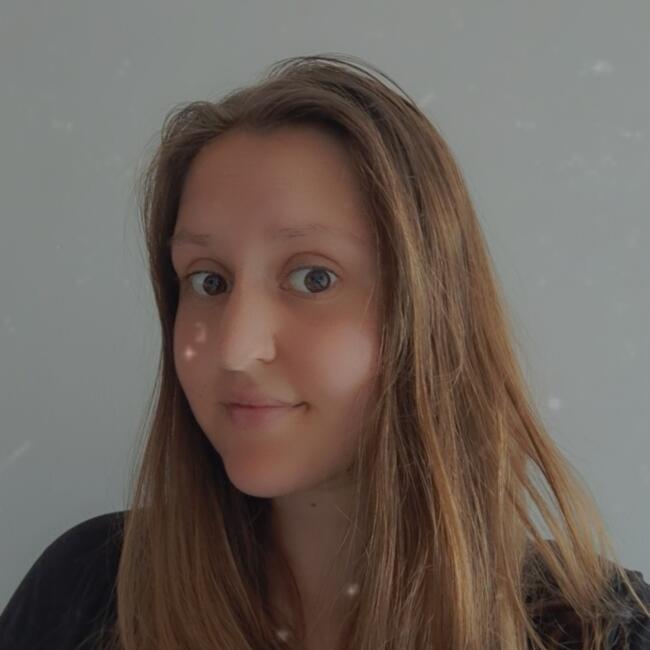 Babysitter in Vienna: Miriam