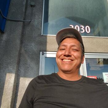 Babysitting job in Spruce Grove: babysitting job Bill