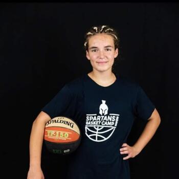 Babysitter in Coquelles: Eline