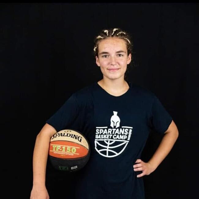 Babysitter in Coquelles: Eline