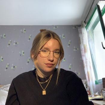 Baby-sitter in Besançon: Yolène
